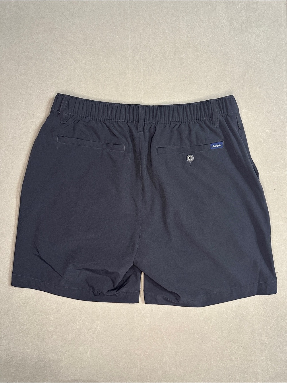 chubbies Navy Hybrid Elastic-Waist Shorts “the weekend has arrived” M